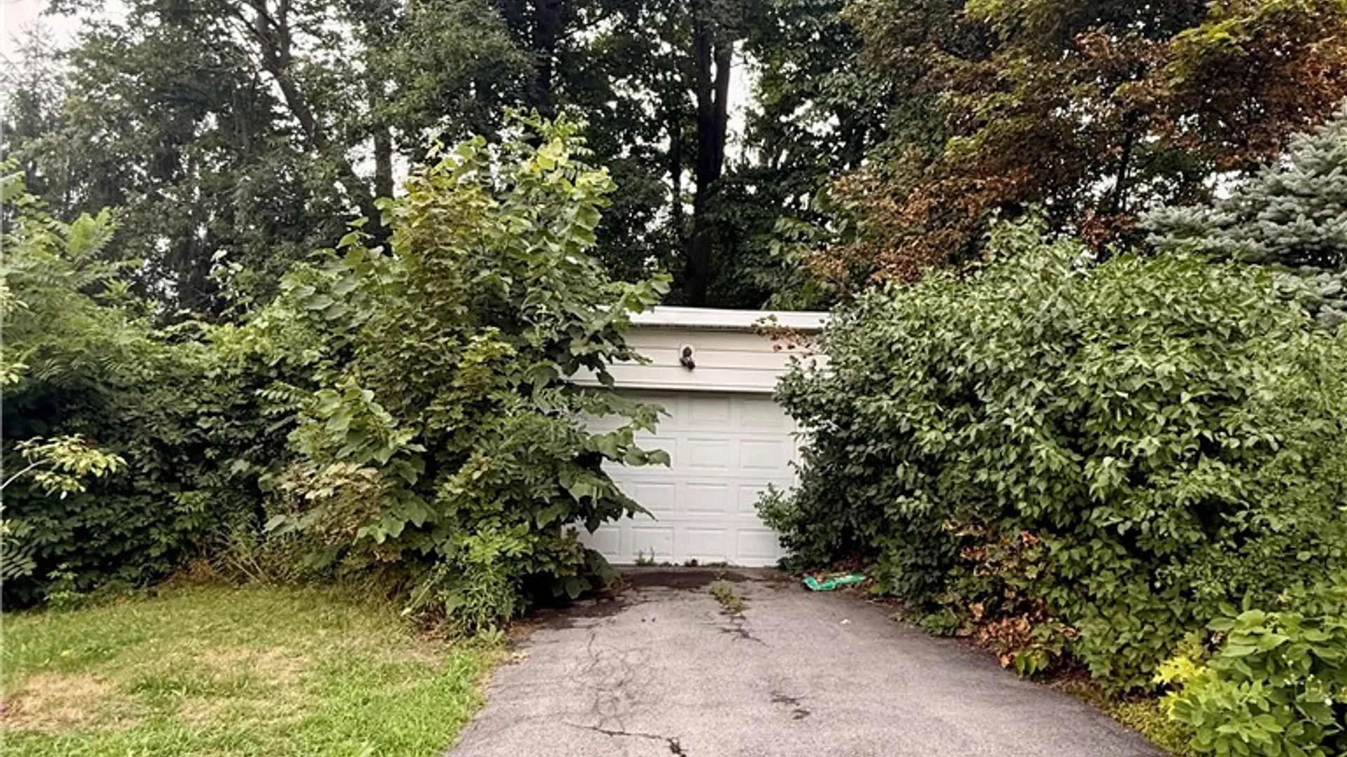 Property at 1120 Stolp Avenue, Syracuse, NY 13207 40
