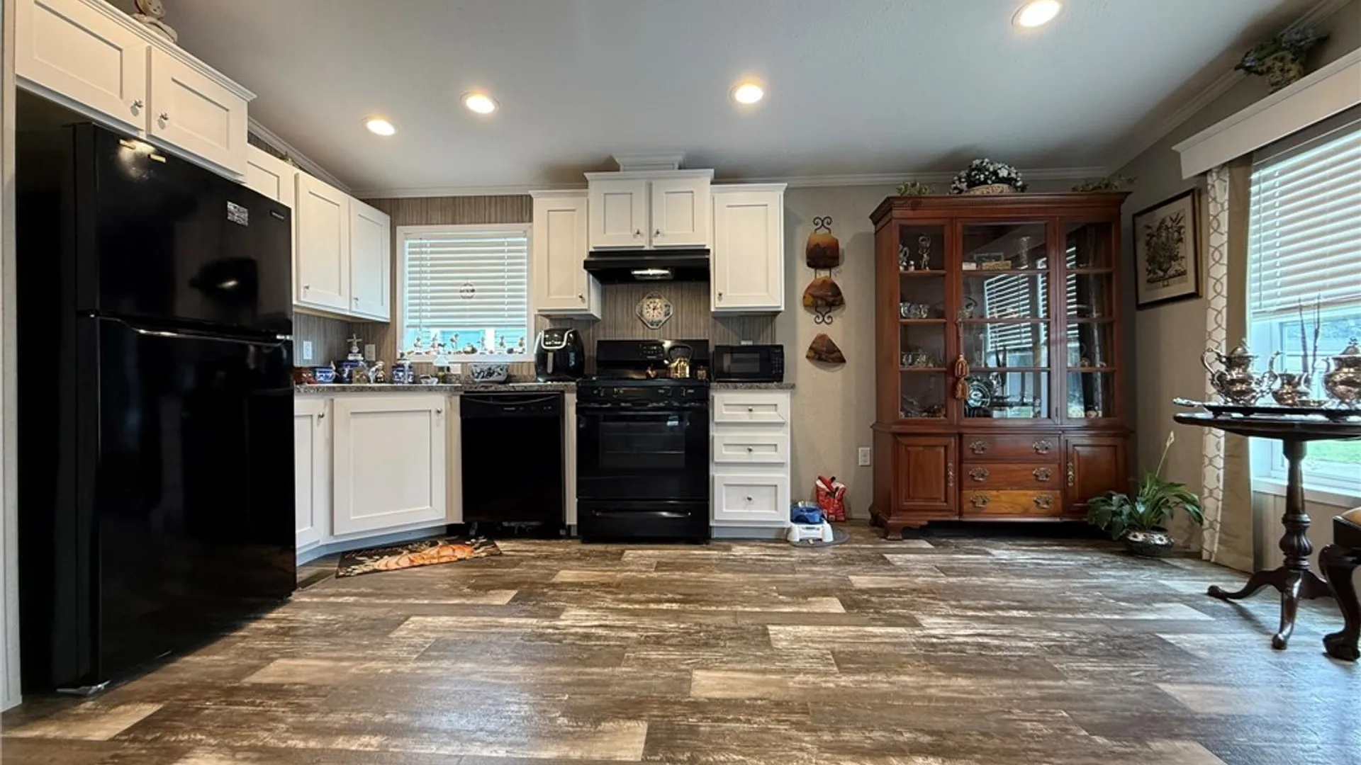 Property at 6 Laurel Street, Newstead, NY 14001 13