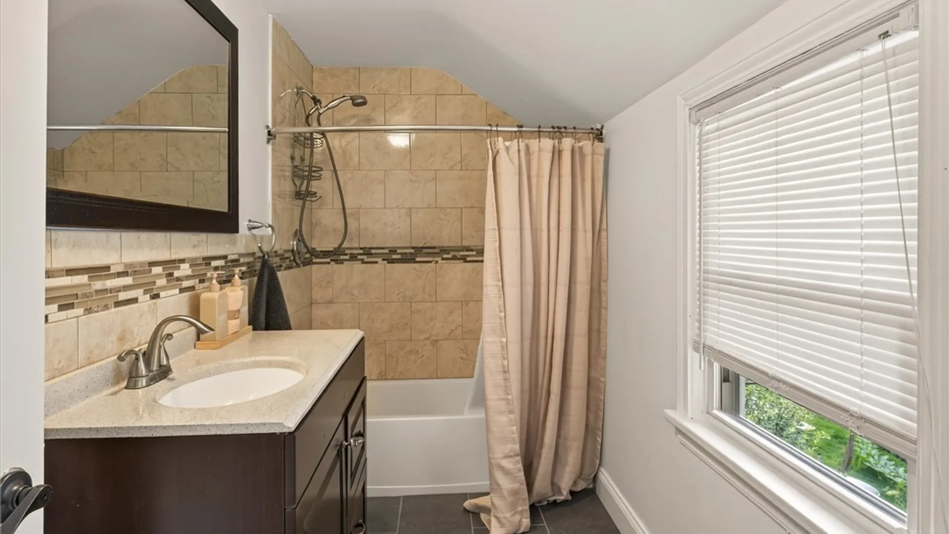 Property at 431 Malden Street, Greece, NY 14615 18