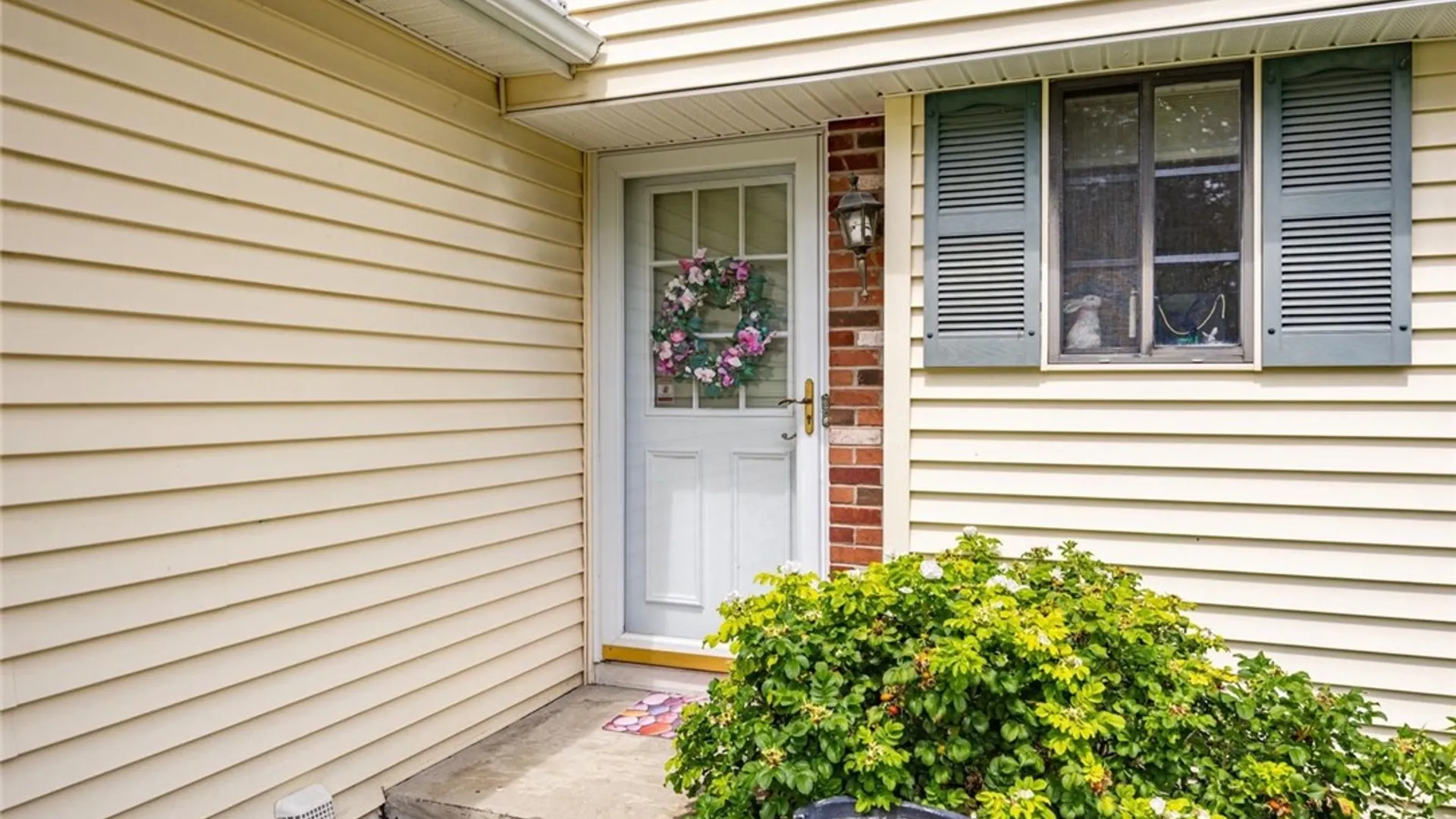 Property at 31 Arbor Court, Perinton, NY 14450 4
