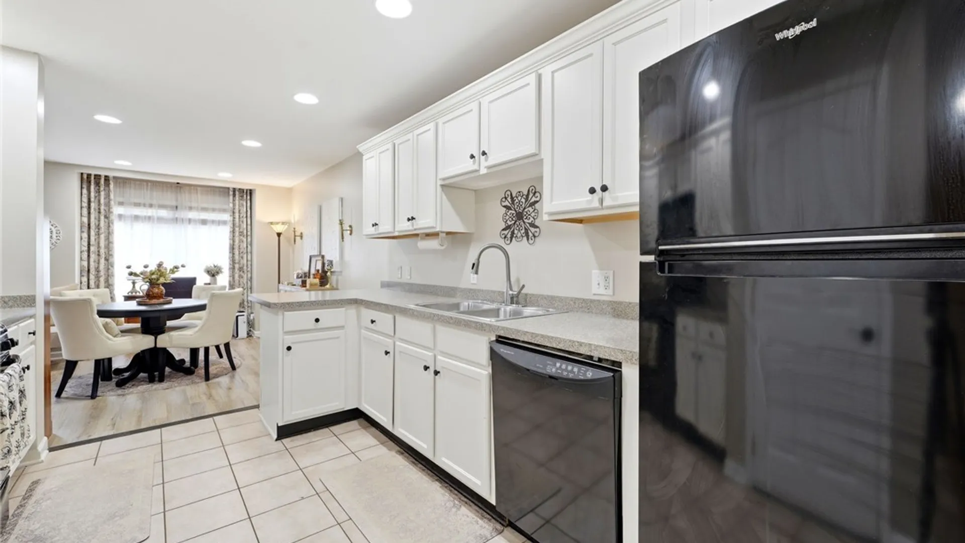 Property at 947 Maryvale Drive, Cheektowaga, NY 14225 20