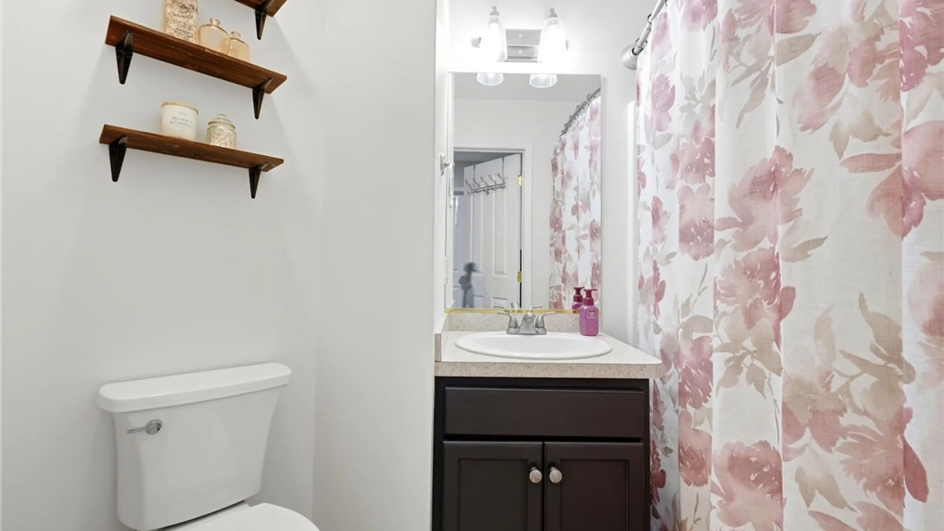 Property at 947 Maryvale Drive, Cheektowaga, NY 14225 37