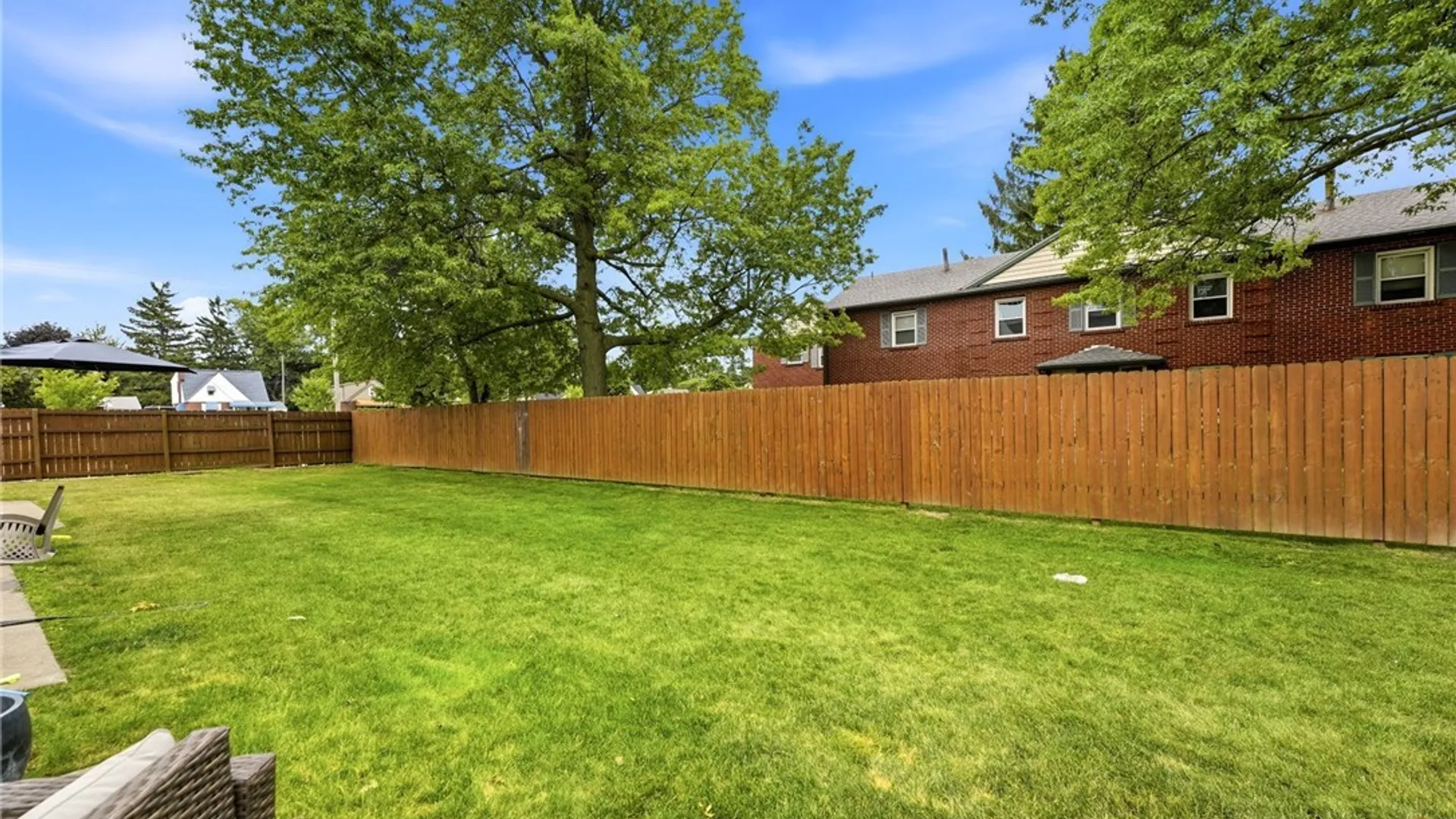 Property at 947 Maryvale Drive, Cheektowaga, NY 14225 47
