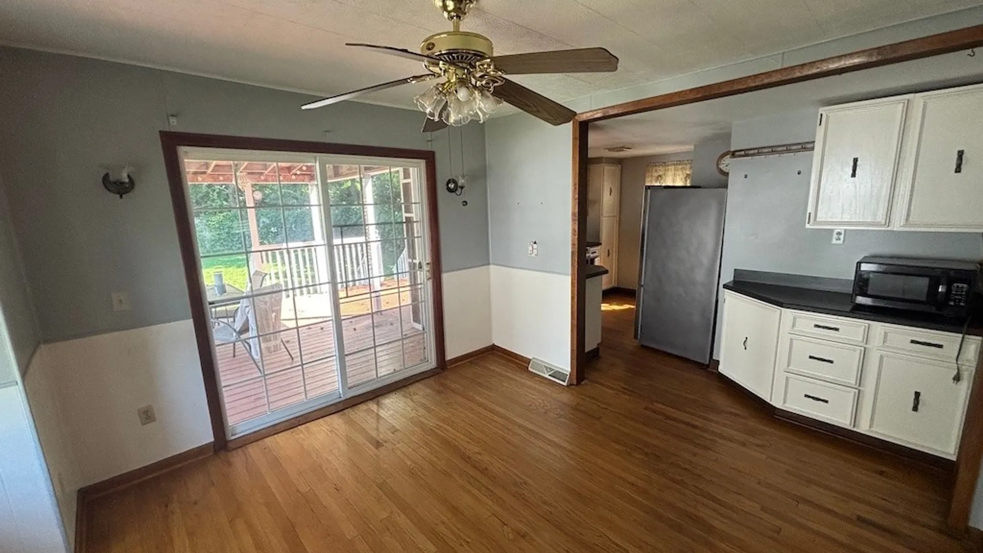 Property at 207 Kinne St Street, Syracuse, NY 13206 18