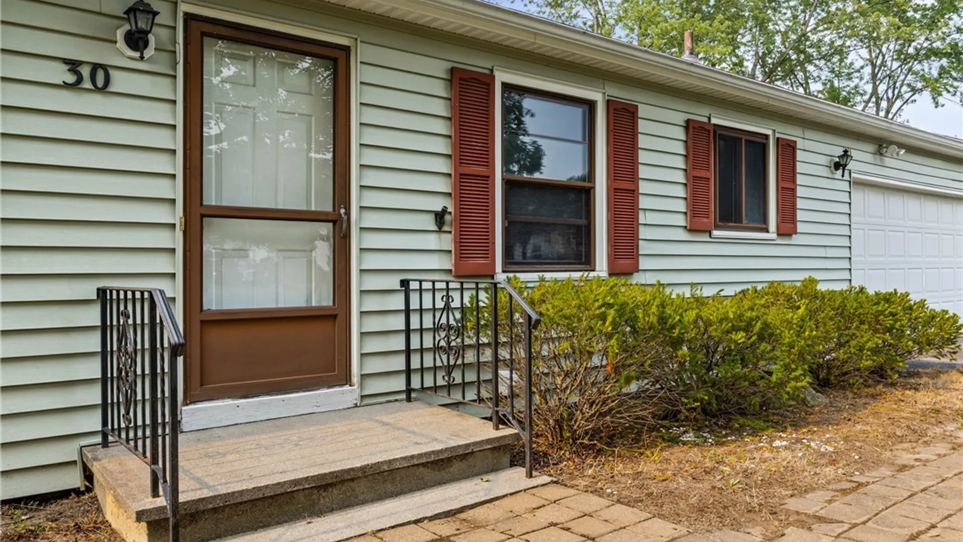 Property at 30 Gate House, Henrietta, NY 14467 3