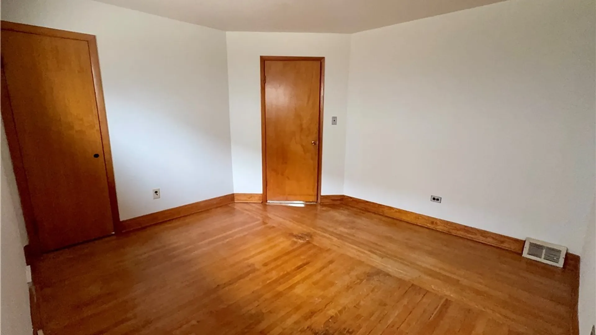 Property at 343 Normal Avenue, Buffalo, NY 14213 31