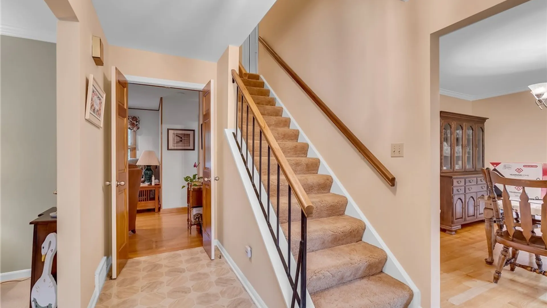Property at 15 Inverness Circle, Amherst, NY 14051 3