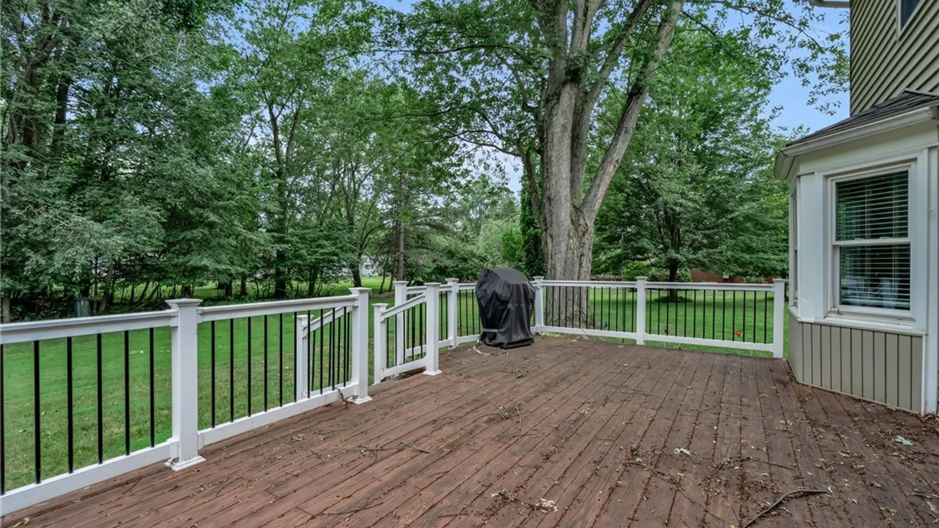 Property at 15 Inverness Circle, Amherst, NY 14051 37