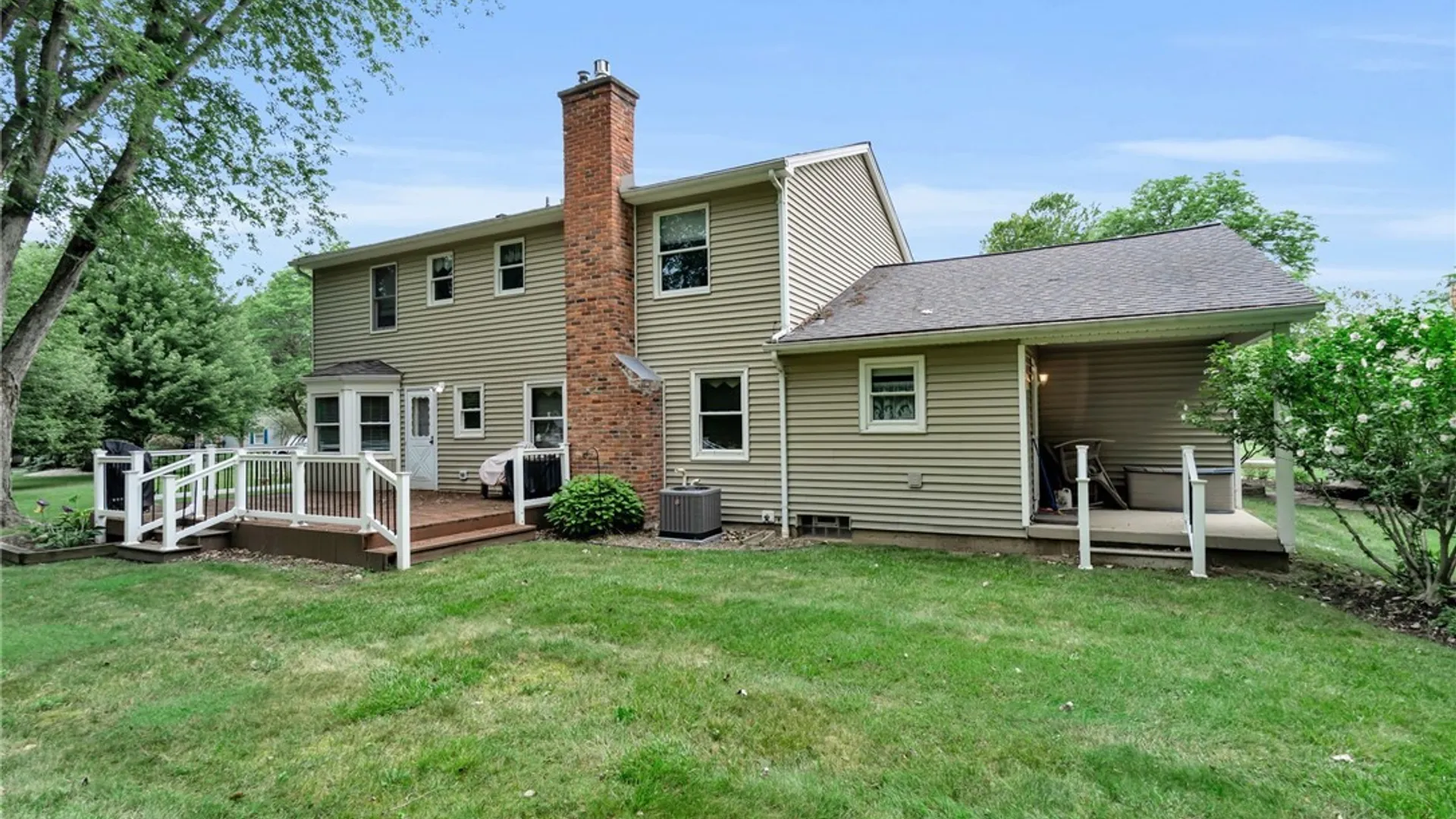 Property at 15 Inverness Circle, Amherst, NY 14051 41