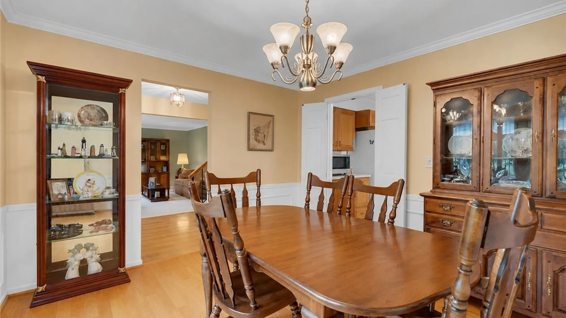 Property at 15 Inverness Circle, Amherst, NY 14051 8