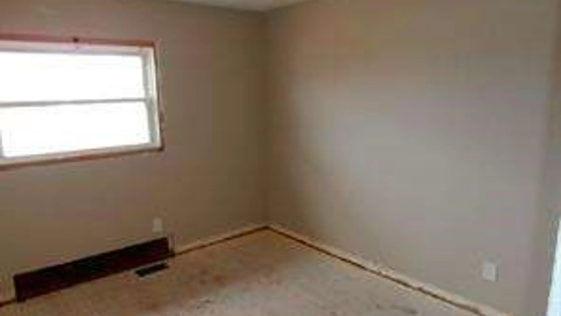 Property at 2394 Bedell Road, Grand Island, NY 14072 16