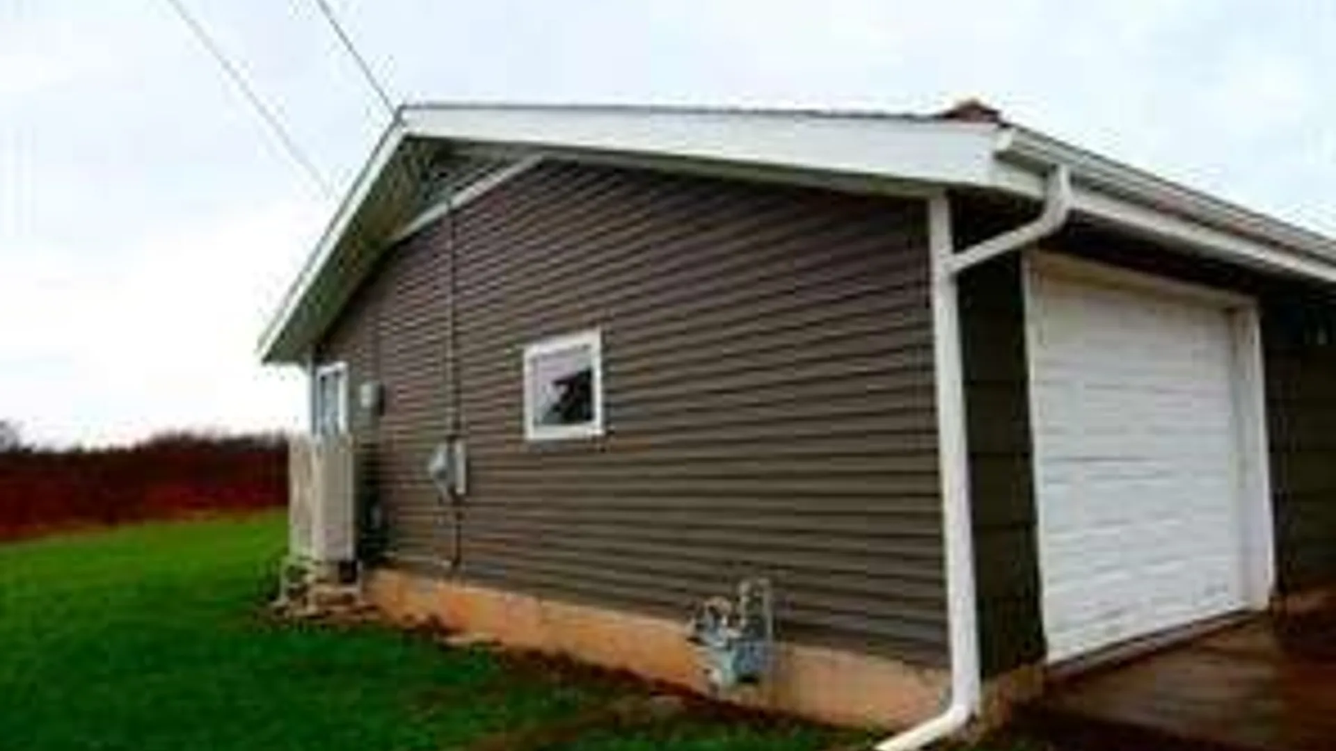 Property at 2394 Bedell Road, Grand Island, NY 14072 5