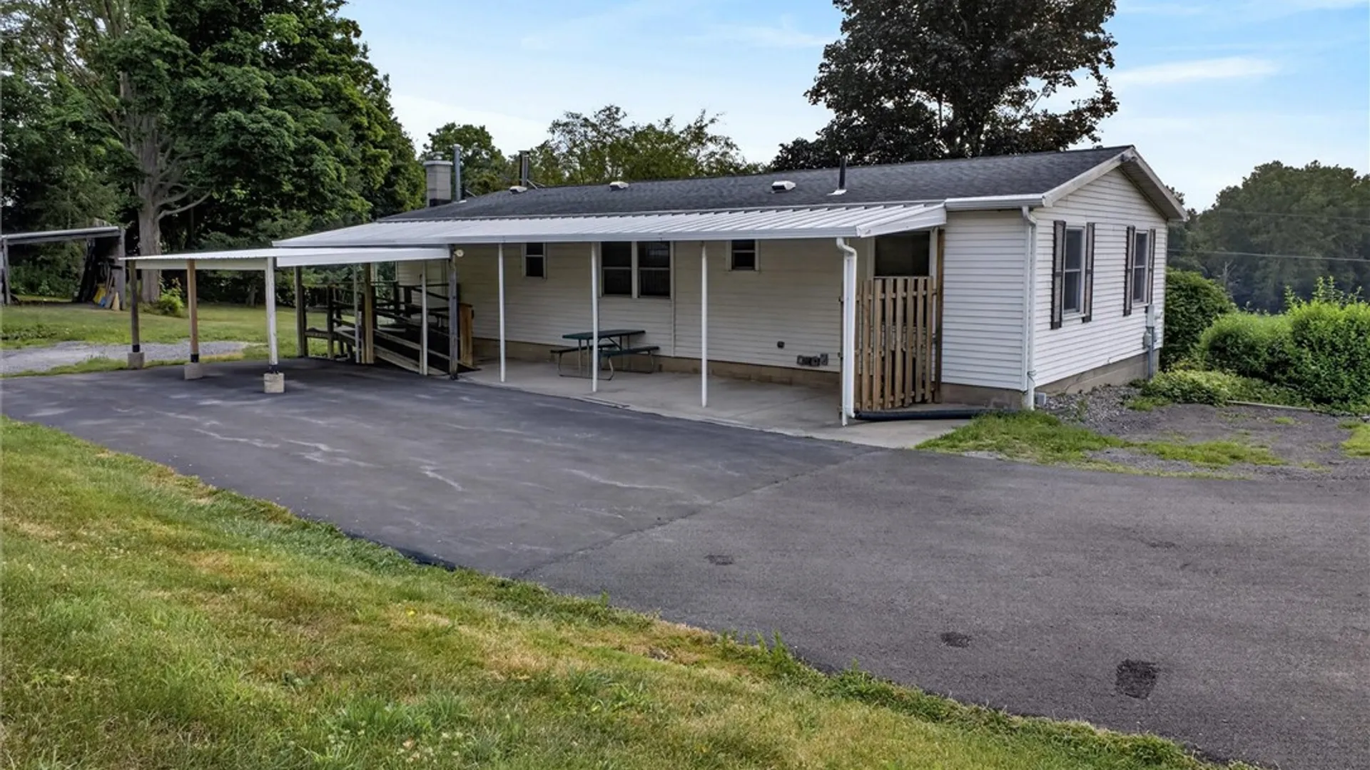 Property at 872 Brownsville Road, Victor, NY 14564 26