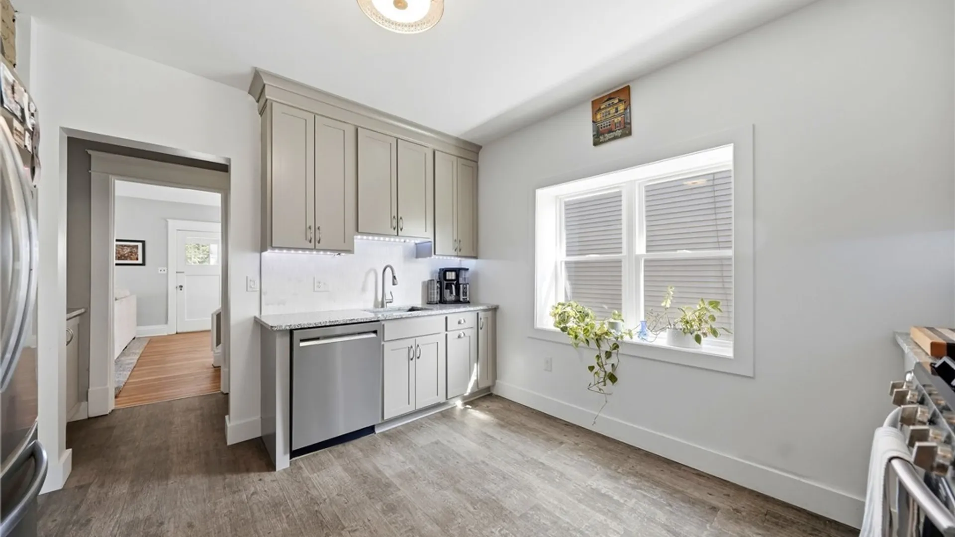 Property at 754 Parkside Avenue, Buffalo, NY 14216 21