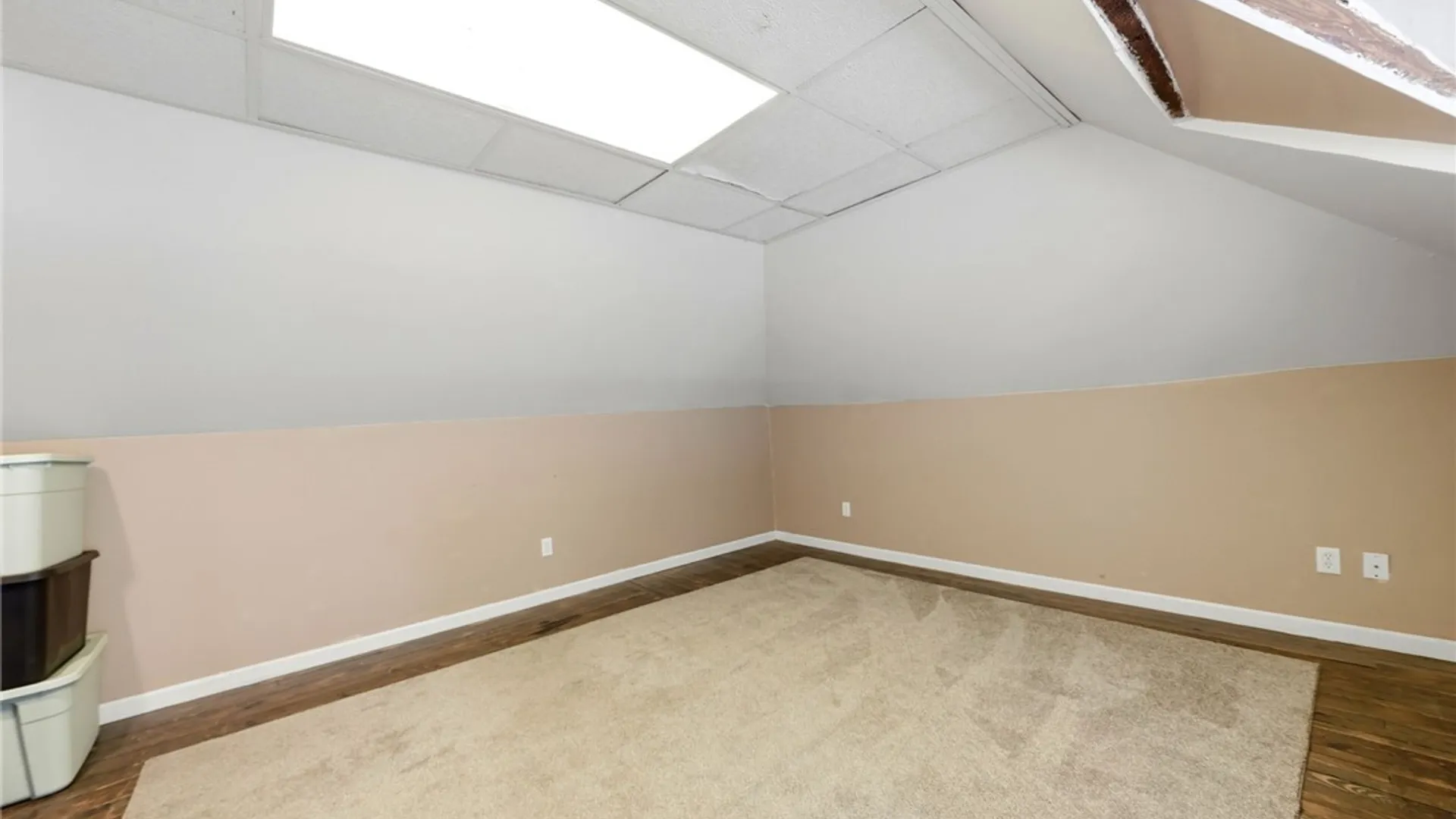 Property at 754 Parkside Avenue, Buffalo, NY 14216 39