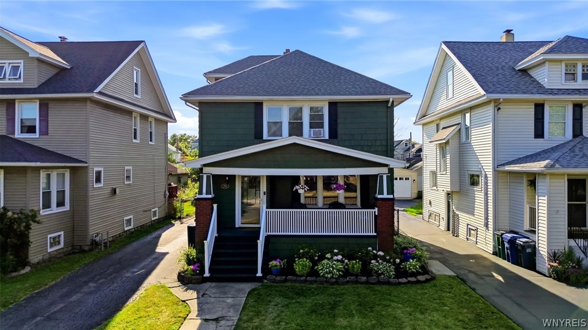 Property at 754 Parkside Avenue, Buffalo, NY 14216 3