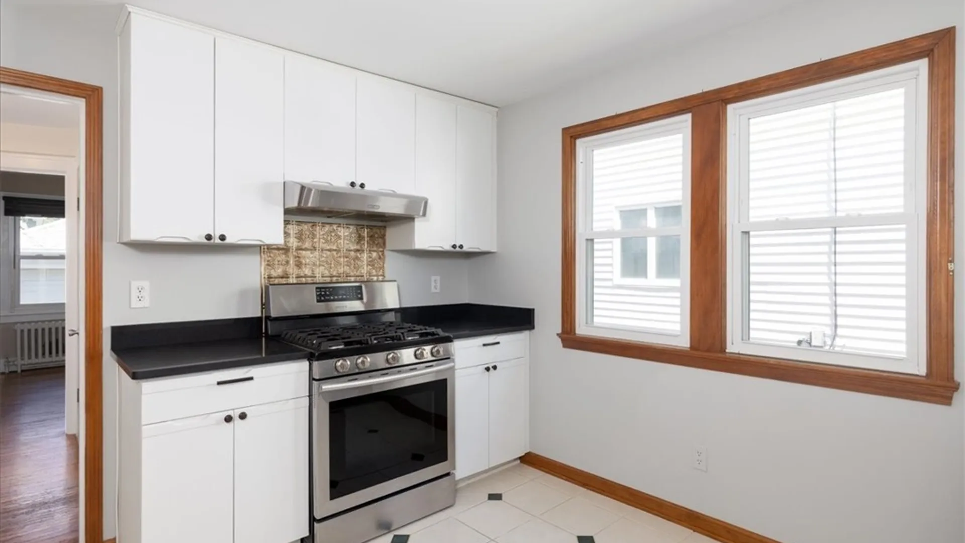 Property at 157 Victoria Boulevard, Tonawanda, NY 14217 7
