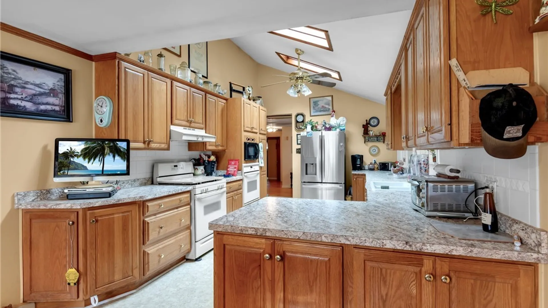 Property at 5308 Mayfield Court, Clarence, NY 14031 12