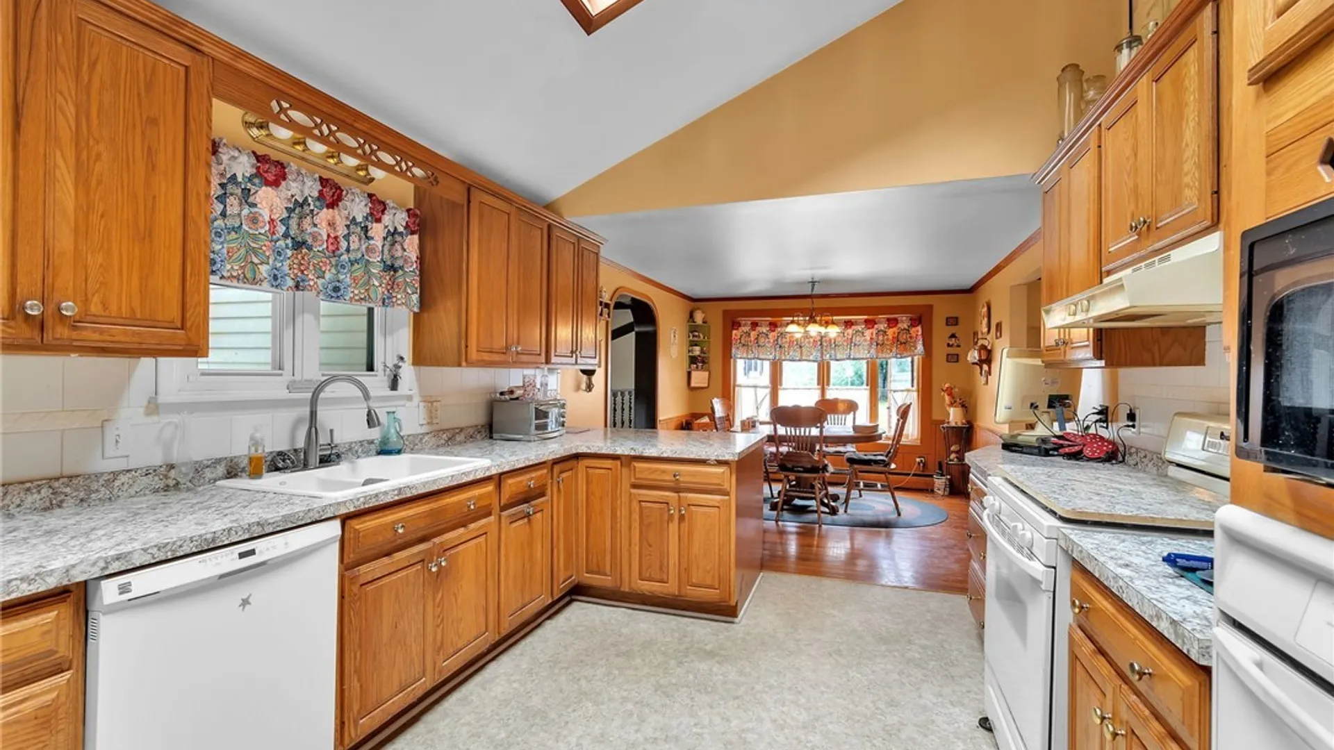 Property at 5308 Mayfield Court, Clarence, NY 14031 14