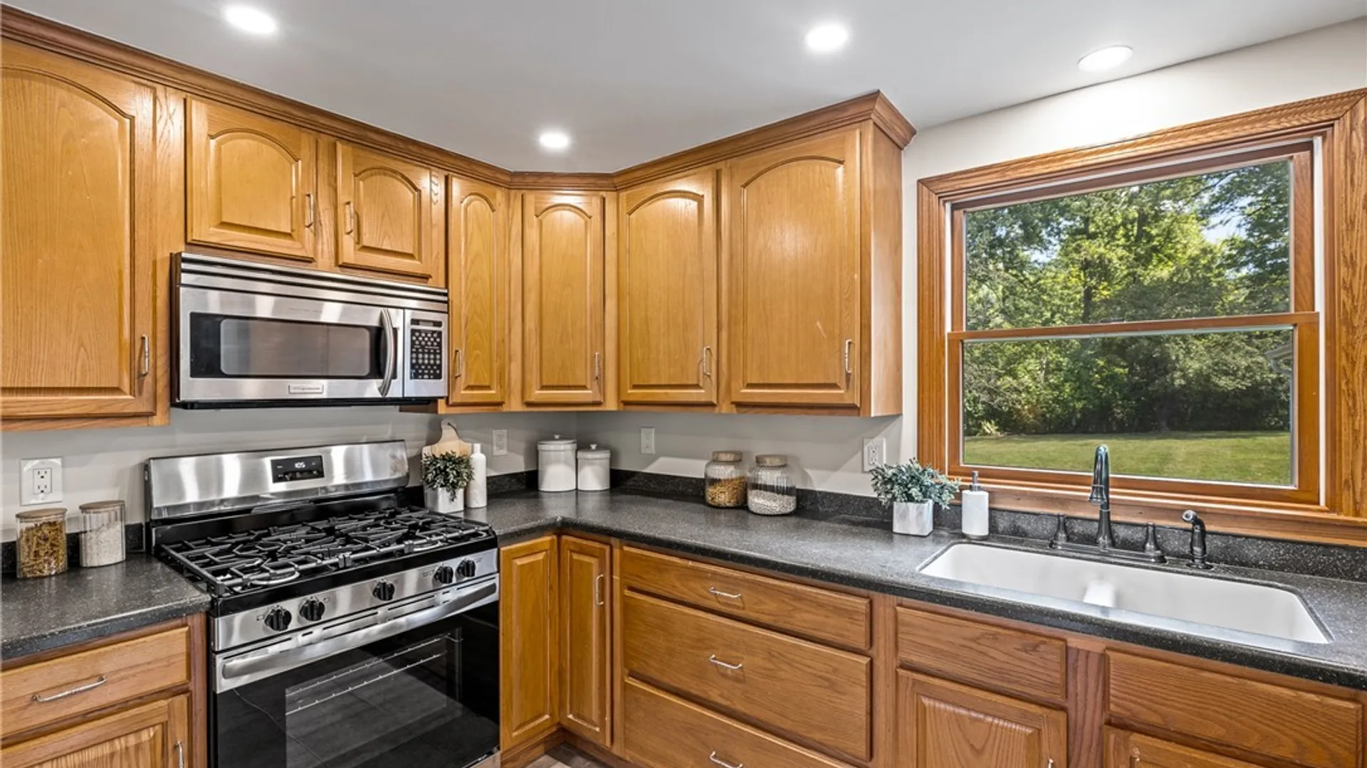 Property at 5469 S Freeman Road, Orchard Park, NY 14127 19