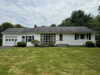 Property at 27 Park Lane, Big Flats, NY 14814