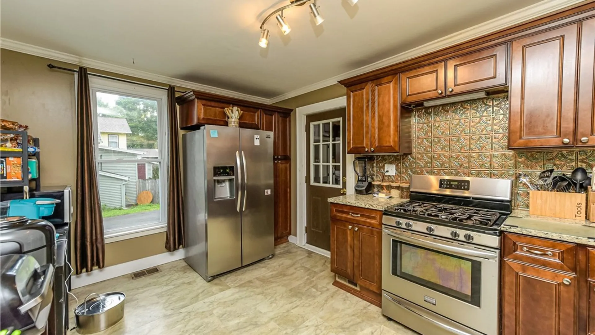Property at 15 Mckenzie Street, Bergen, NY 14416 9