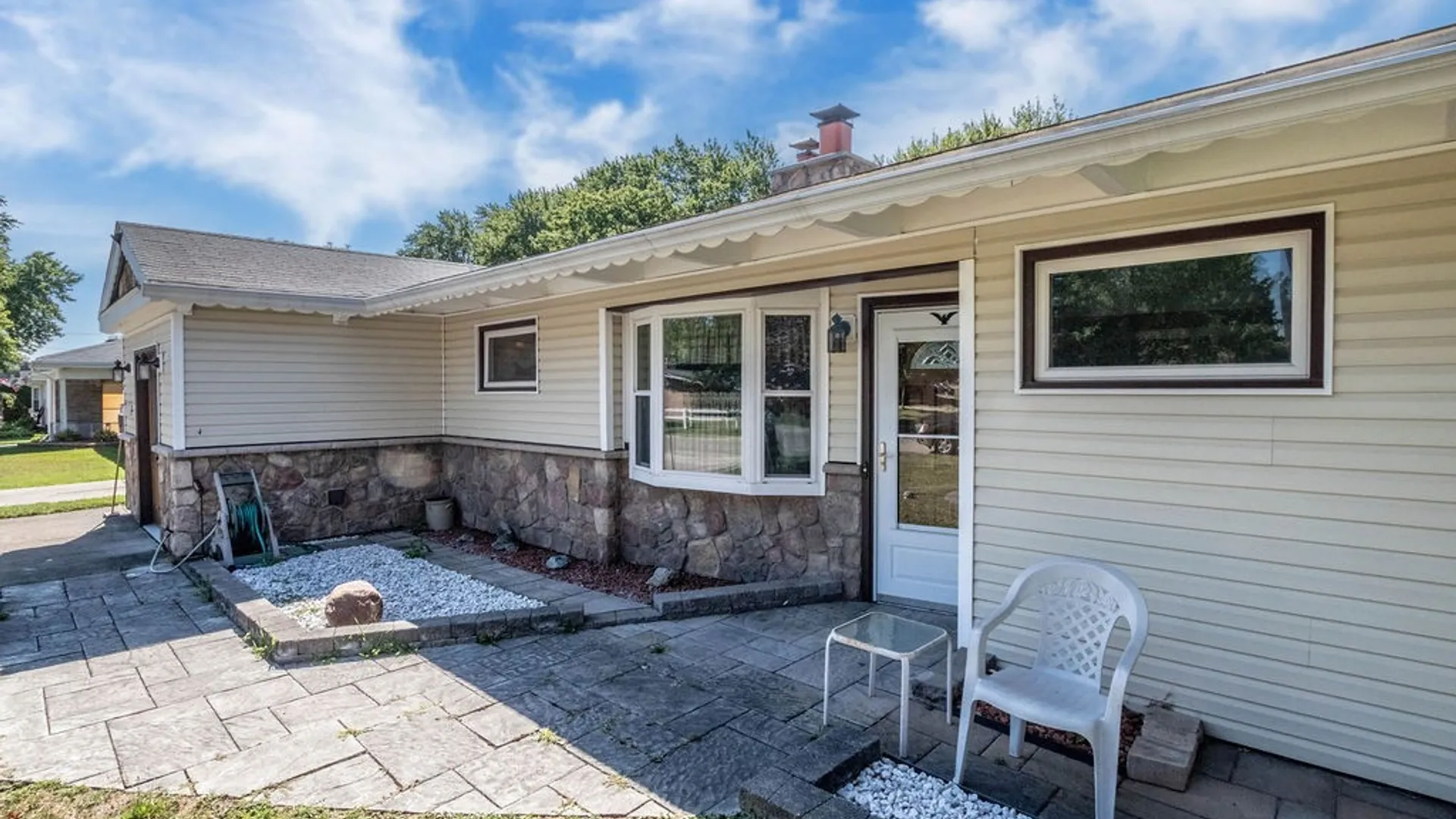 Property at 48 Lee Street, Cheektowaga, NY 14043 6