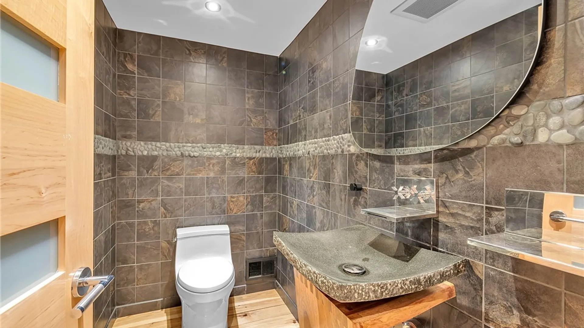 Property at 230 Hamlin Avenue, Aurora, NY 14052 35