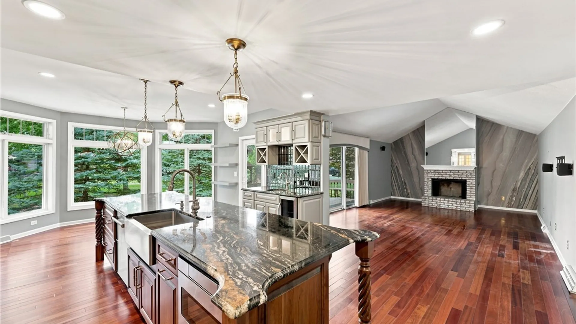 Property at 3 Jasmine Court, Amherst, NY 14051 16