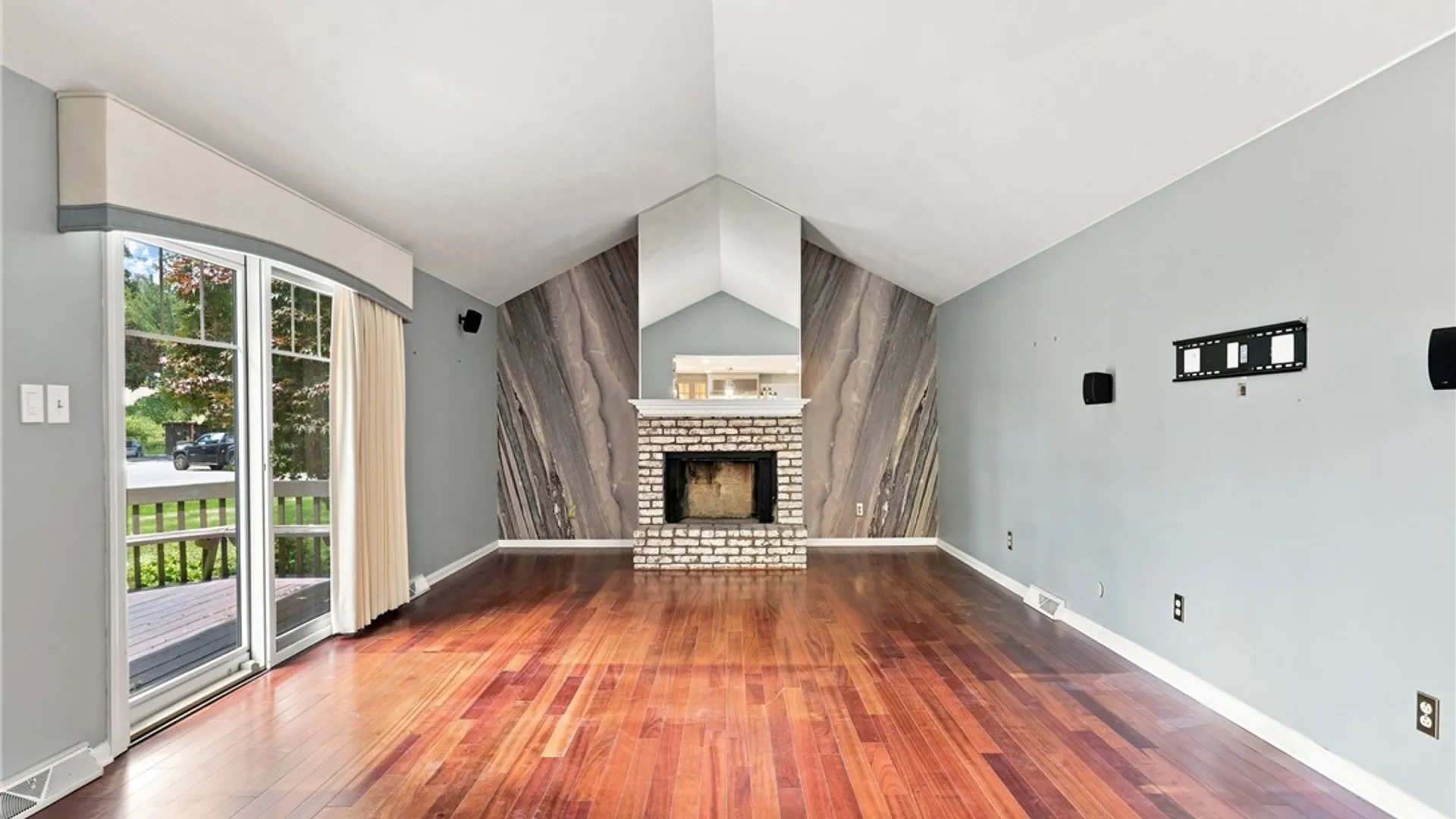 Property at 3 Jasmine Court, Amherst, NY 14051 20