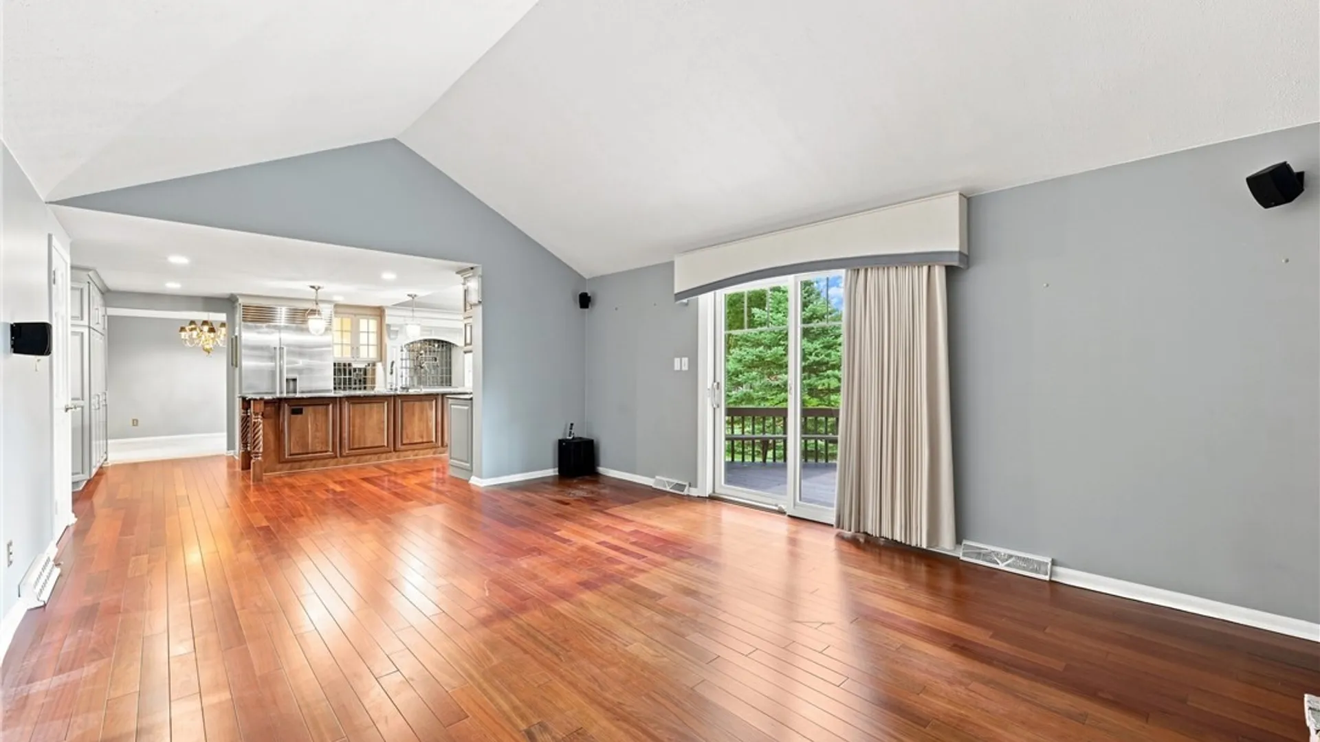 Property at 3 Jasmine Court, Amherst, NY 14051 21