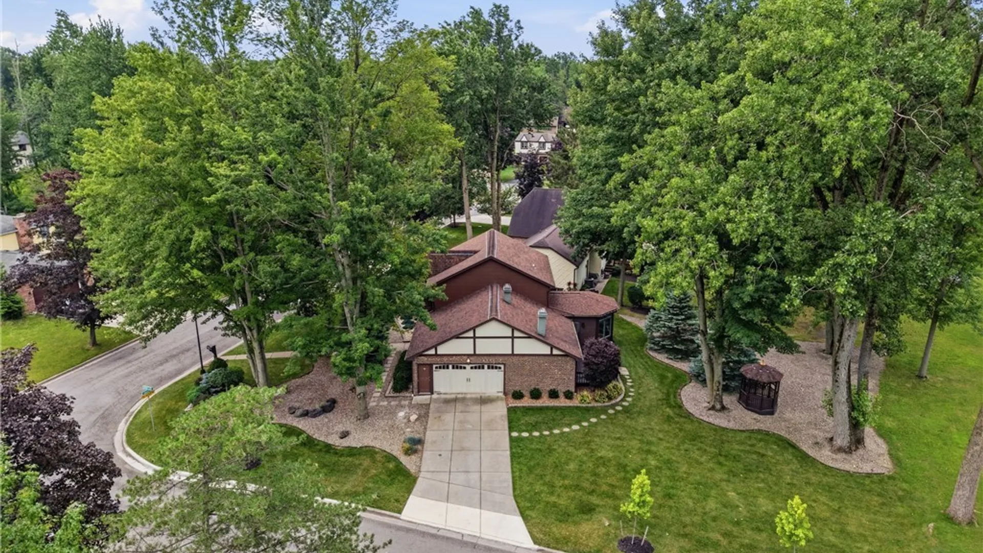 Property at 3 Jasmine Court, Amherst, NY 14051 48