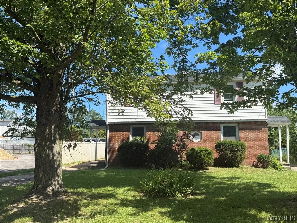 Property at 1288 Sisson Drive, North Tonawanda, NY 14120