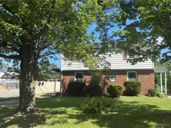 Property at 1288 Sisson Drive, North Tonawanda, NY 14120