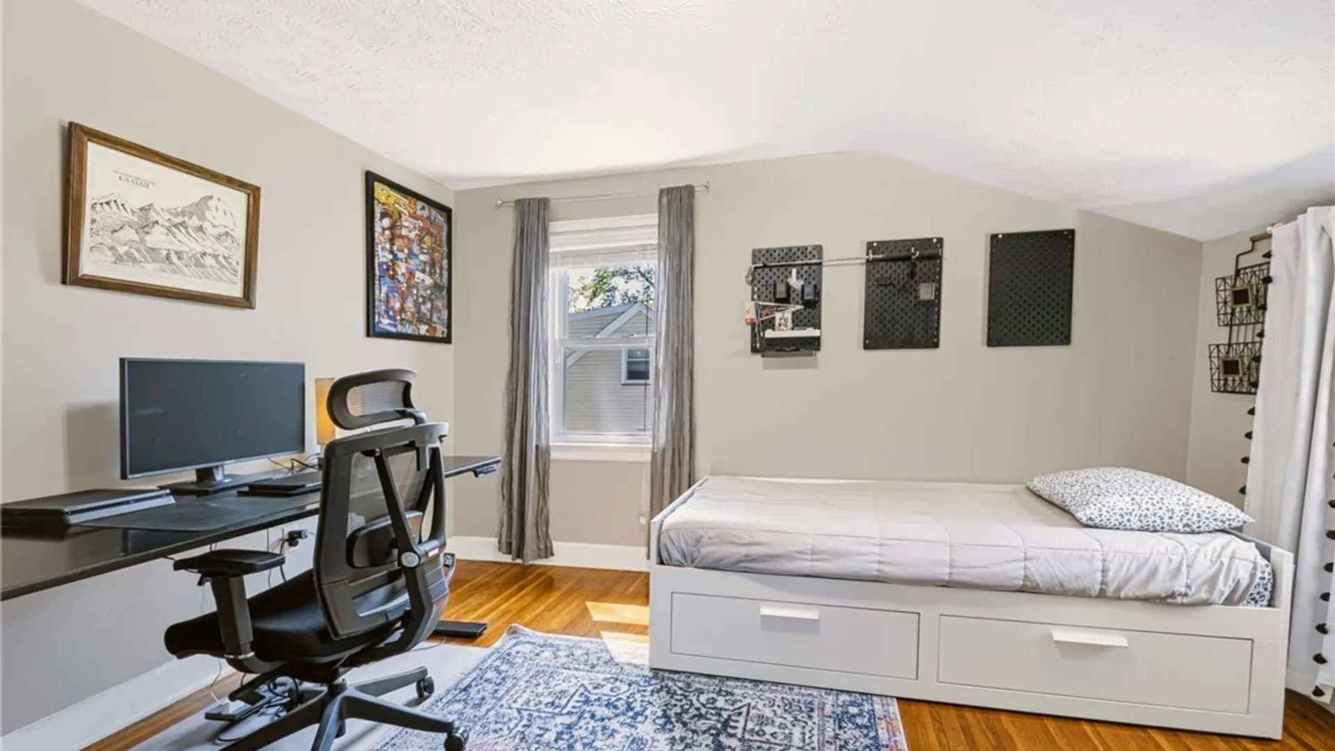 Property at 170 Northmore Avenue, Gates, NY 14606 21