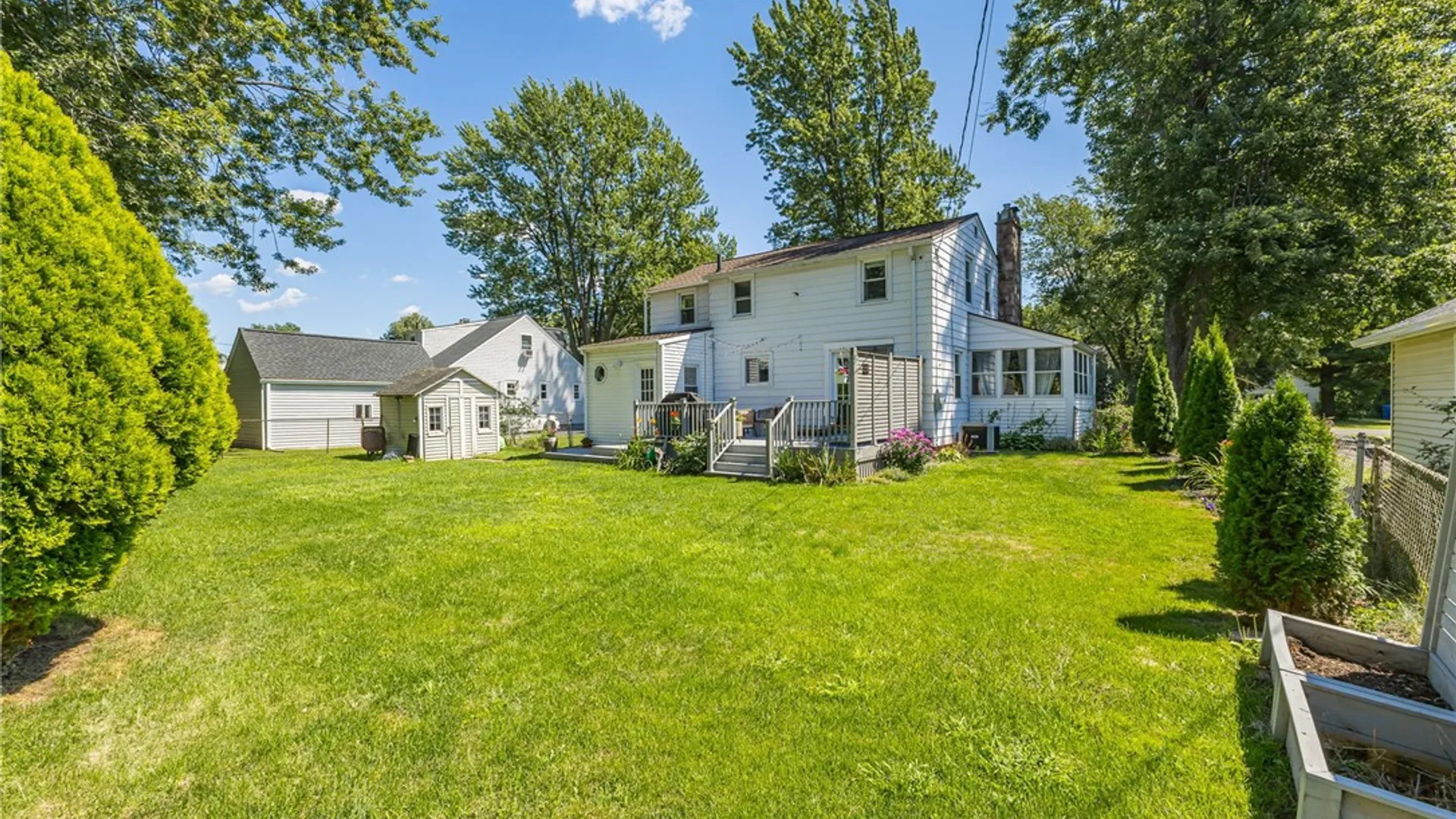 Property at 170 Northmore Avenue, Gates, NY 14606 30
