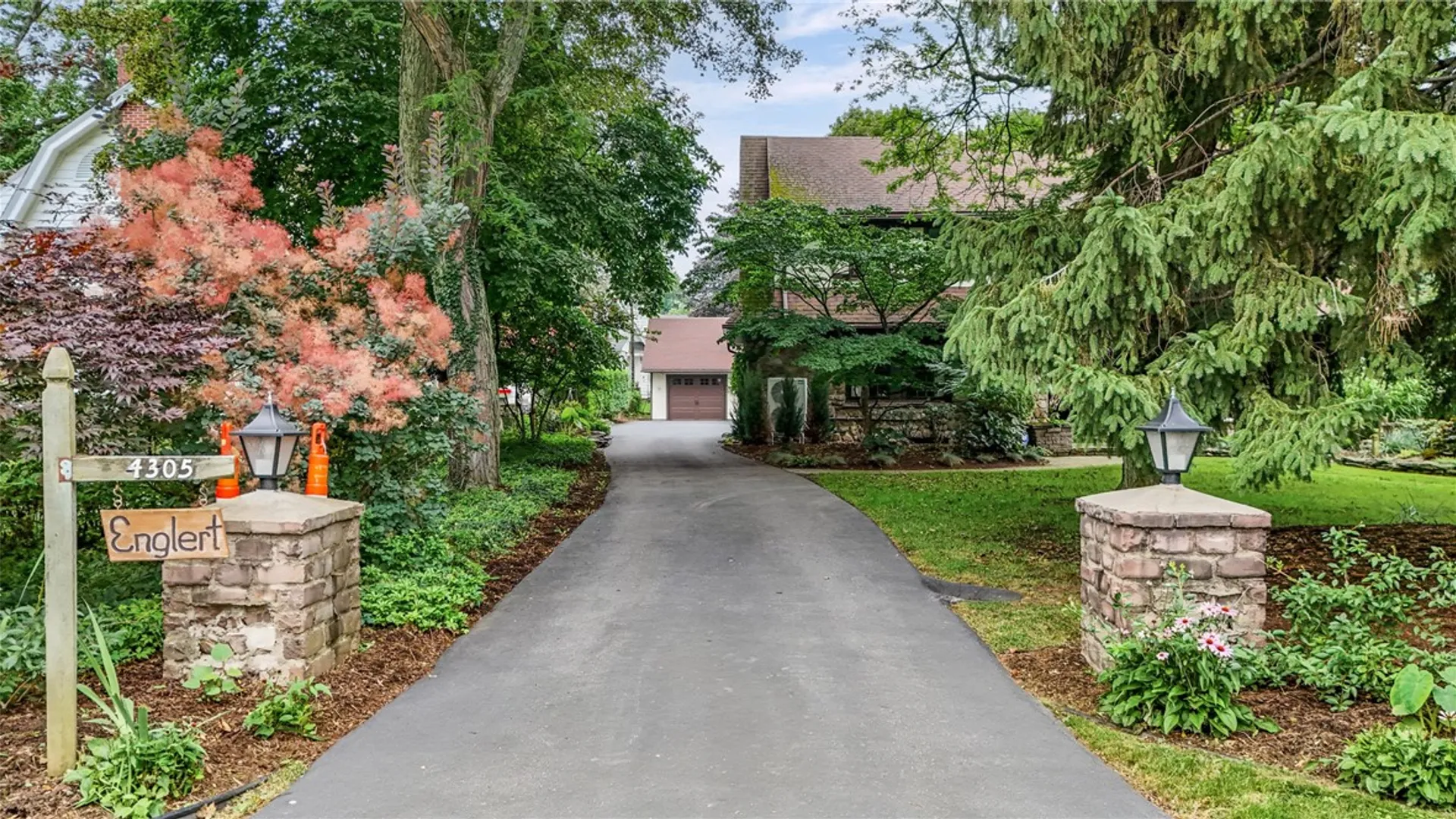 Property at 4305 Saint Paul Boulevard, Irondequoit, NY 14617 46