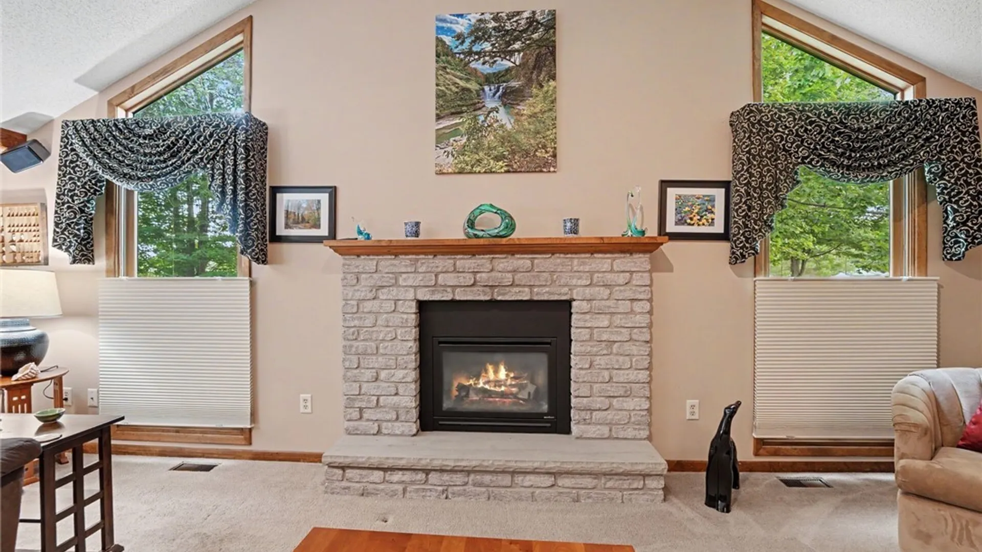 Property at 69 Old Orchard Lane, Orchard Park, NY 14127 23