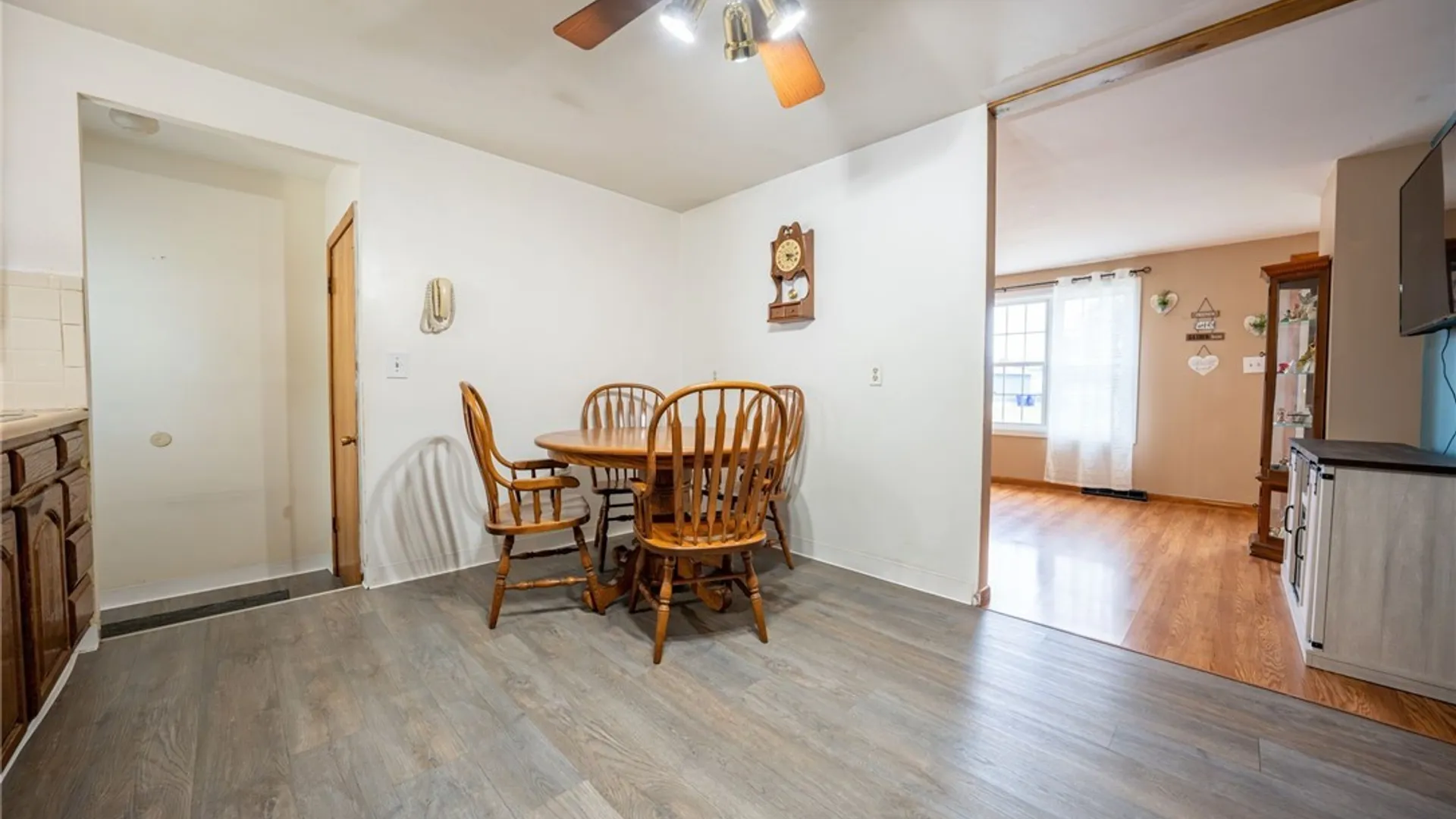 Property at 3443 Bethford Drive, Hamburg, NY 14219 6