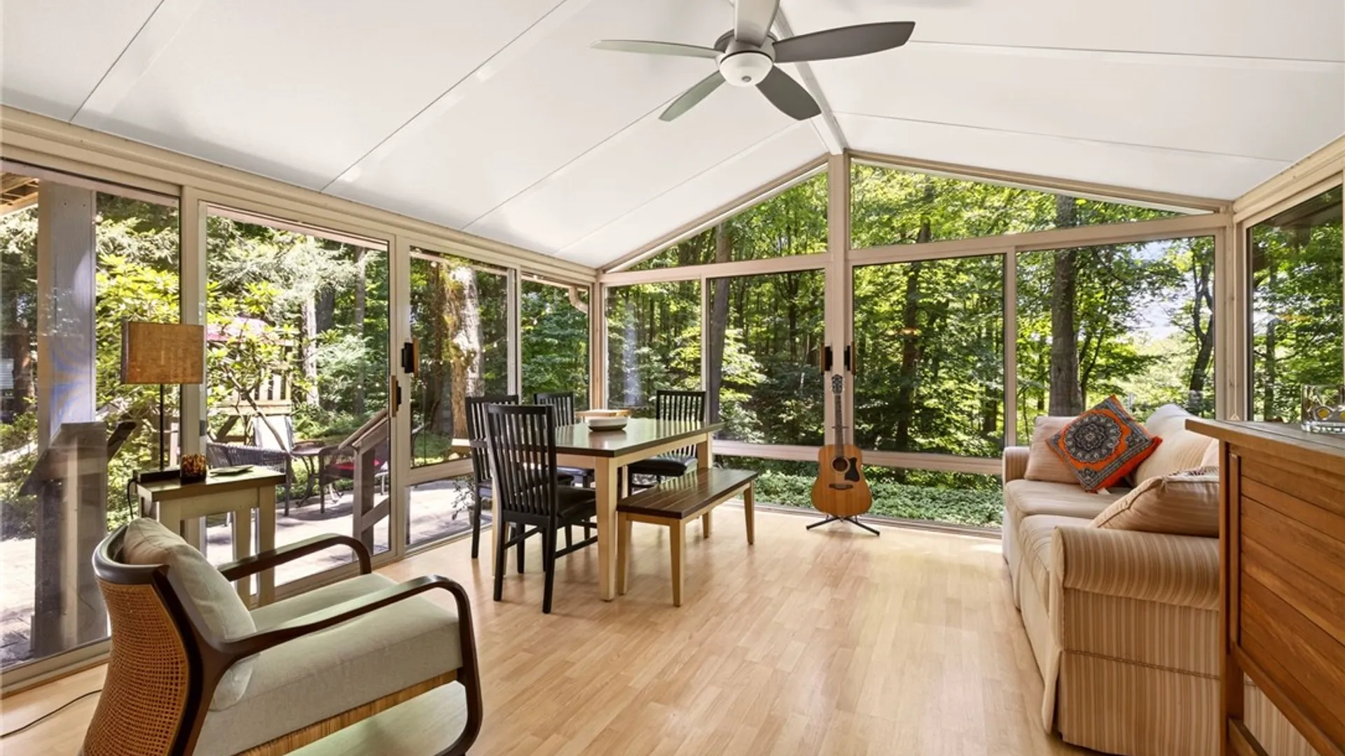 Property at 10 Forest Knoll, Pittsford, NY 14534 17
