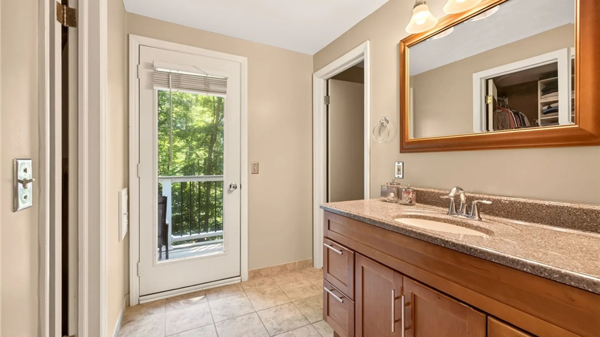 Property at 10 Forest Knoll, Pittsford, NY 14534 24