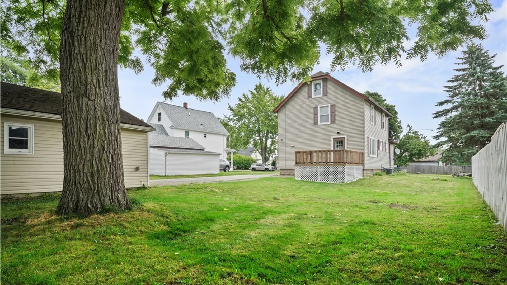 Property at 172 Bryant St Street, Cheektowaga, NY 14043 21