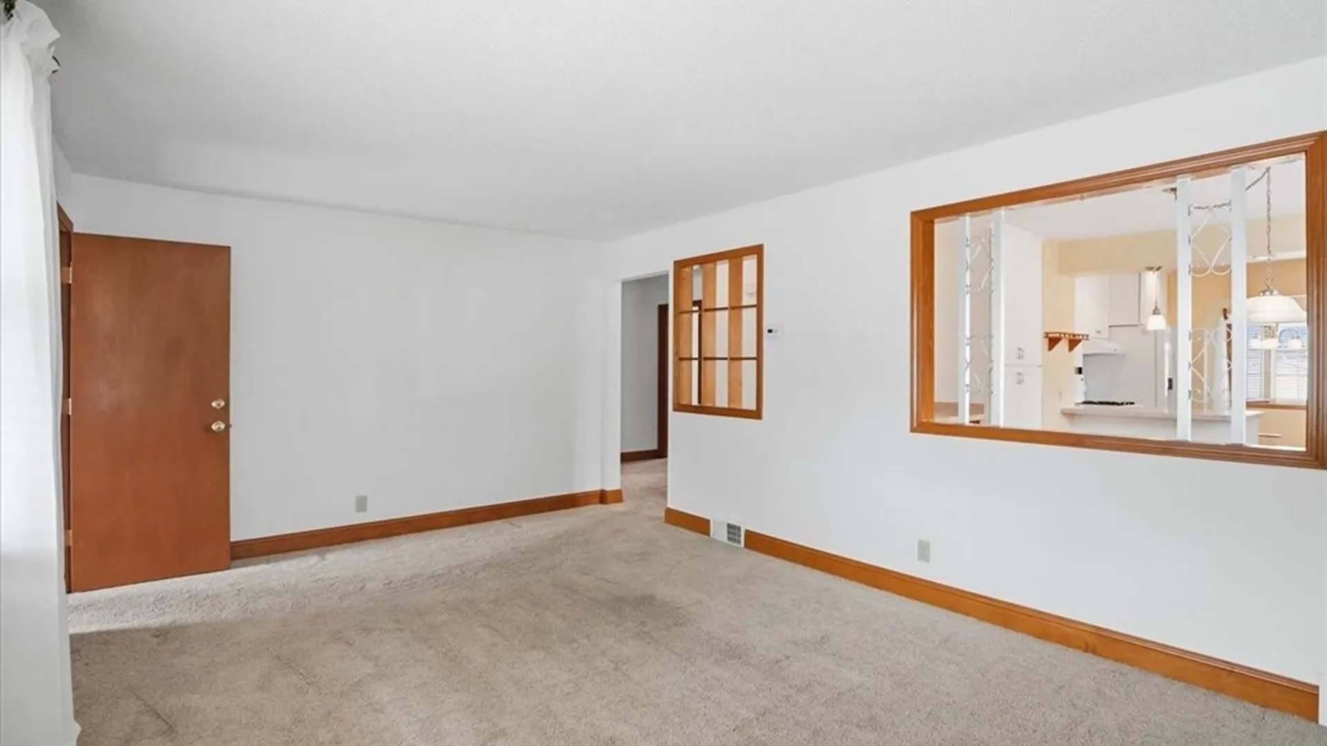 Property at 145 Holly Street, Buffalo, NY 14206 10