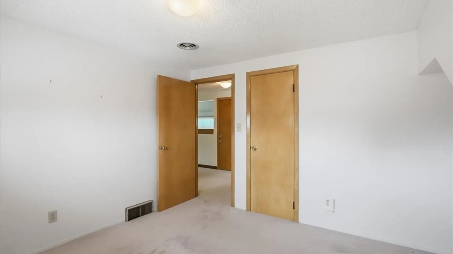 Property at 145 Holly Street, Buffalo, NY 14206 27