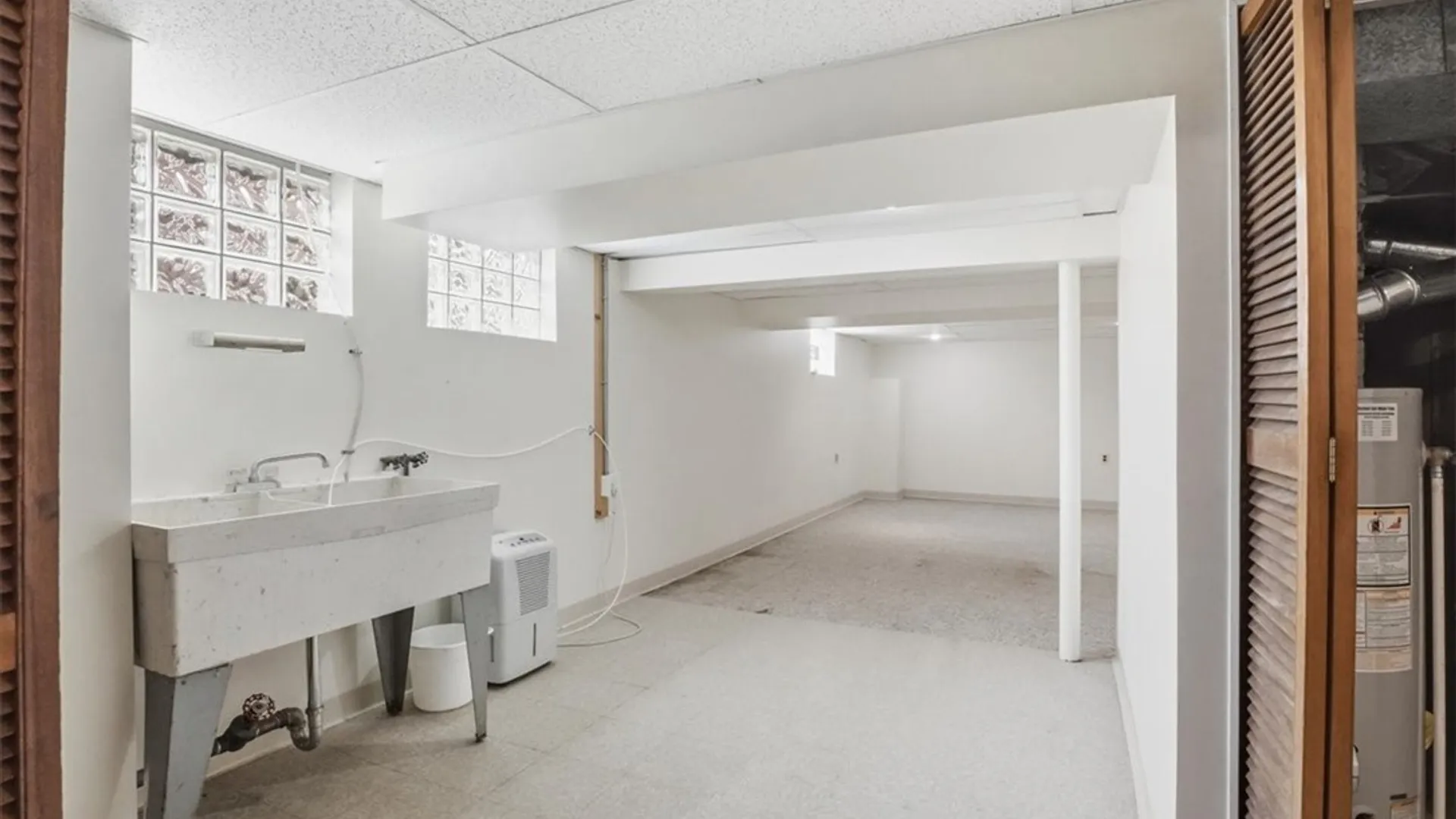 Property at 145 Holly Street, Buffalo, NY 14206 32