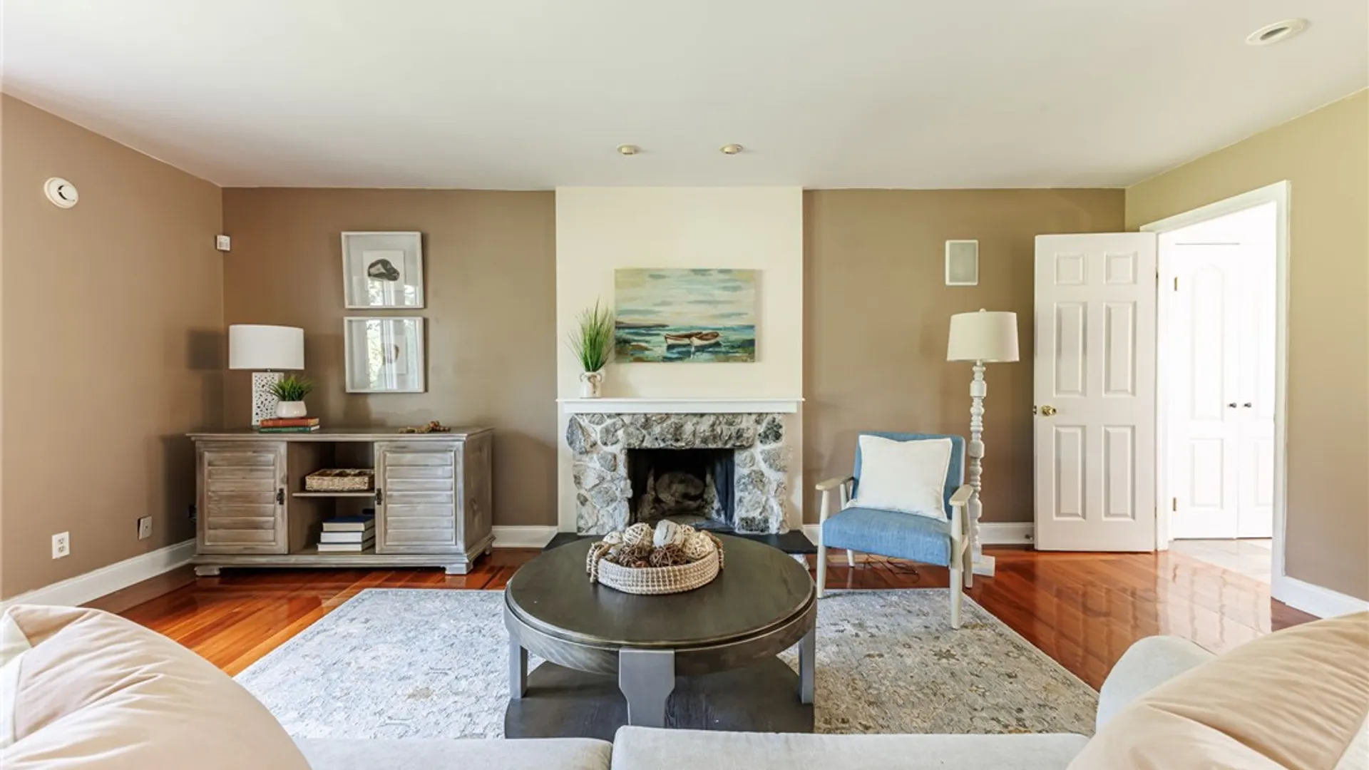 Property at 237 W Bloomfield Road, Pittsford, NY 14534 7