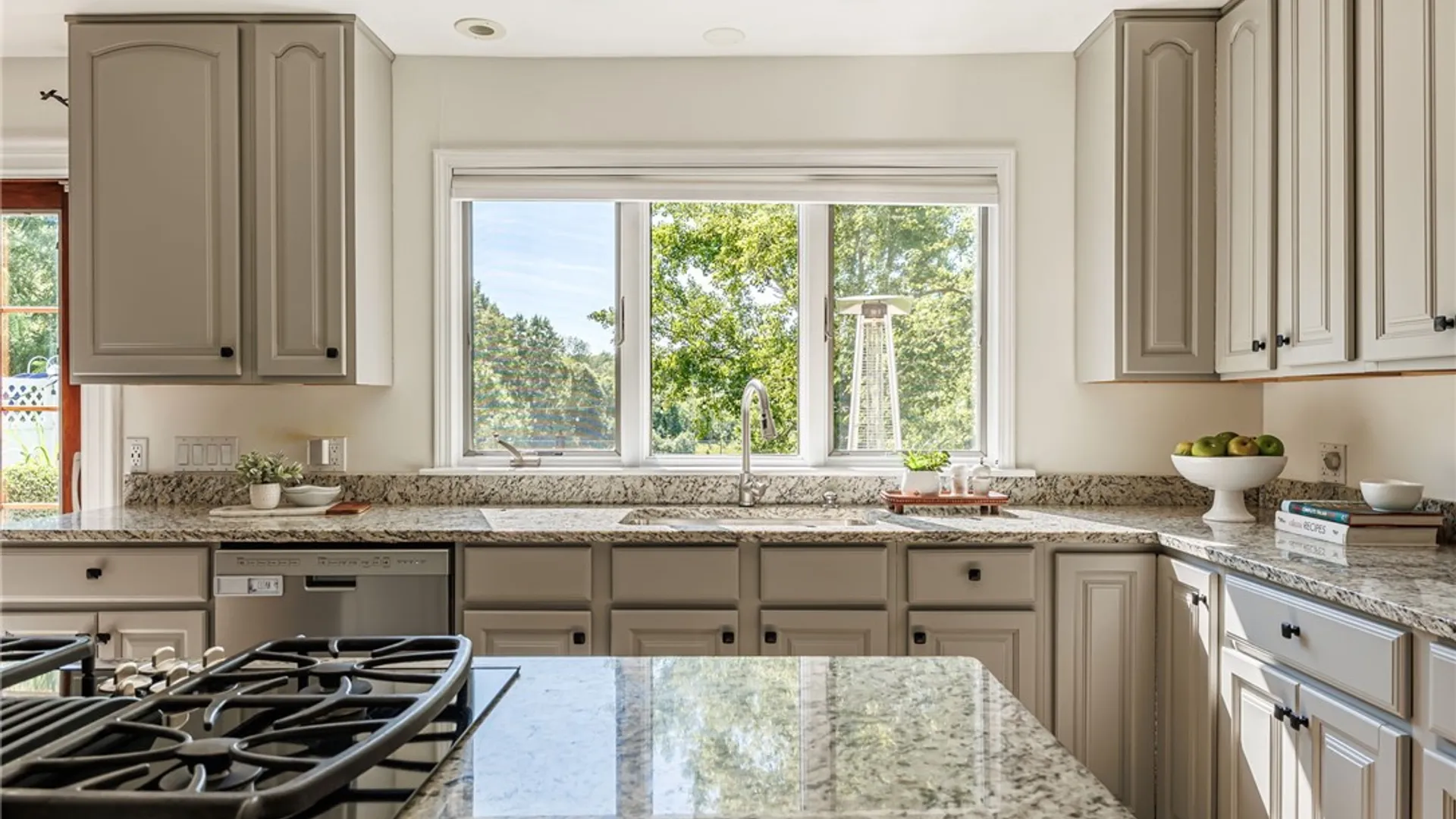Property at 237 W Bloomfield Road, Pittsford, NY 14534 12