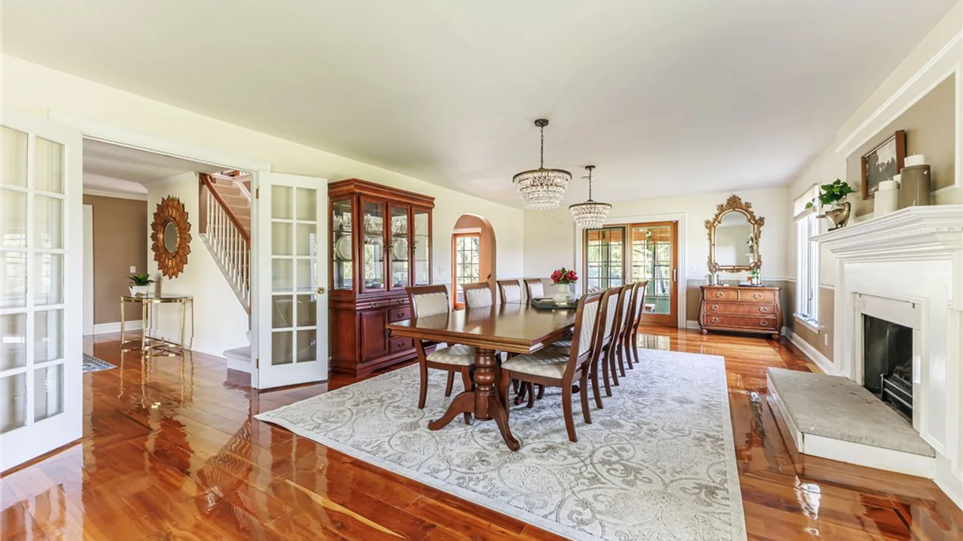 Property at 237 W Bloomfield Road, Pittsford, NY 14534 16