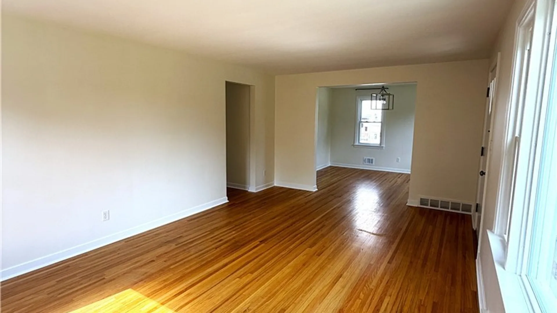 Property at 113 Argyle Avenue, Amherst, NY 14226 26