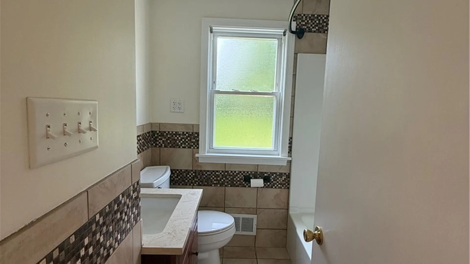 Property at 113 Argyle Avenue, Amherst, NY 14226 32